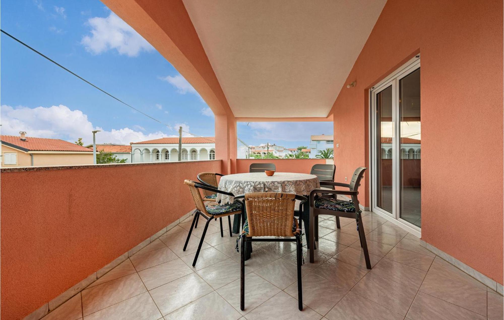Beautiful Apartment In Vir With Wifi Экстерьер фото