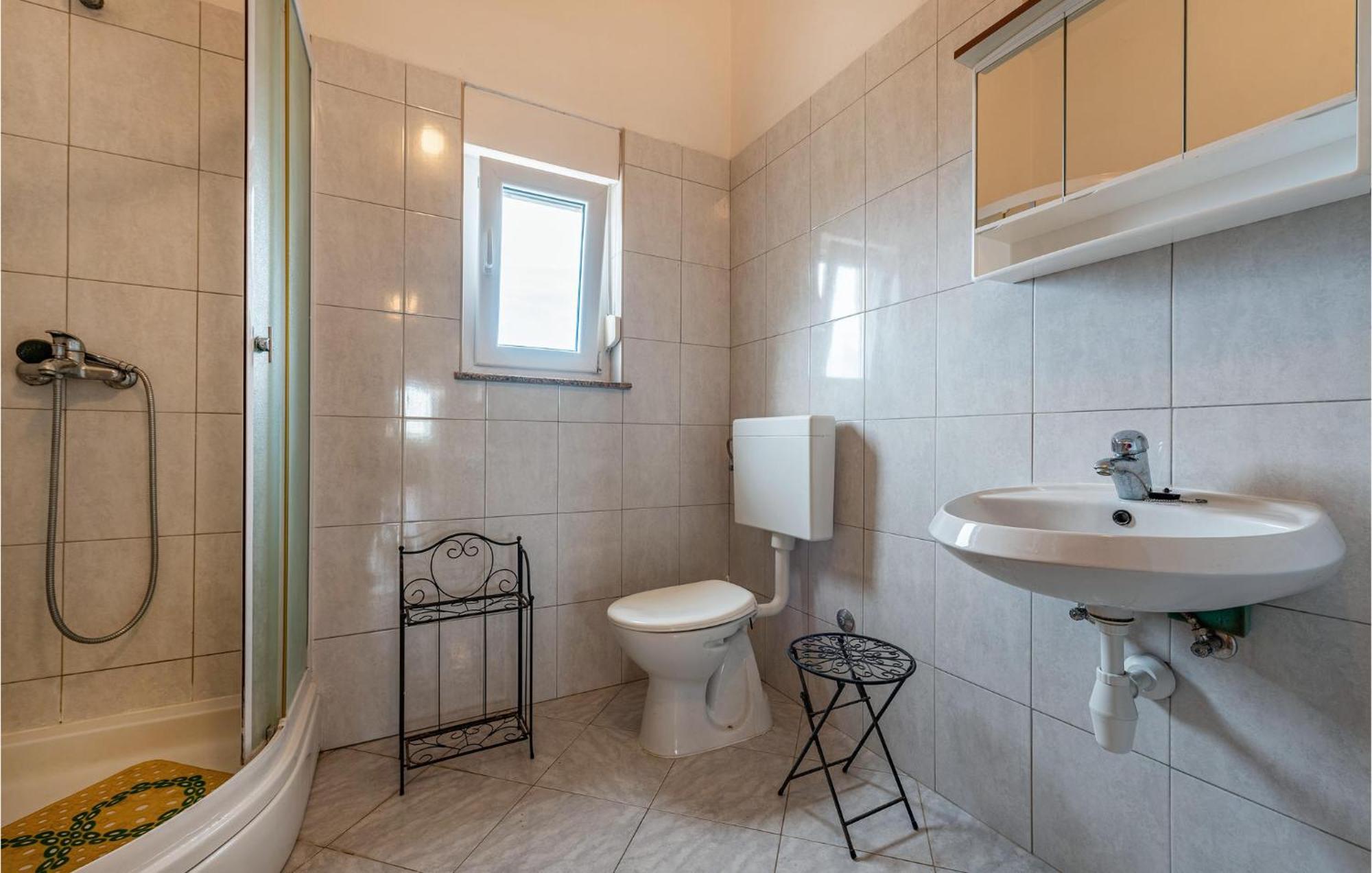 Beautiful Apartment In Vir With Wifi Экстерьер фото